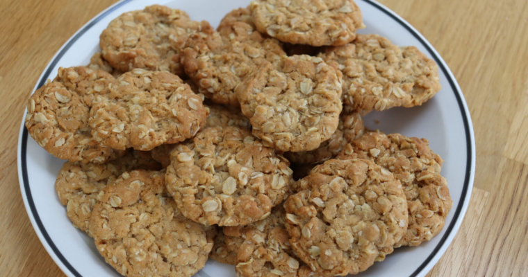 Quick and Easy Oat Biscuits: A Timeless Treat for All Ages